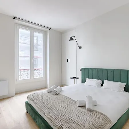 Folie Mericourt Republique 2 Charming 2br Párizs